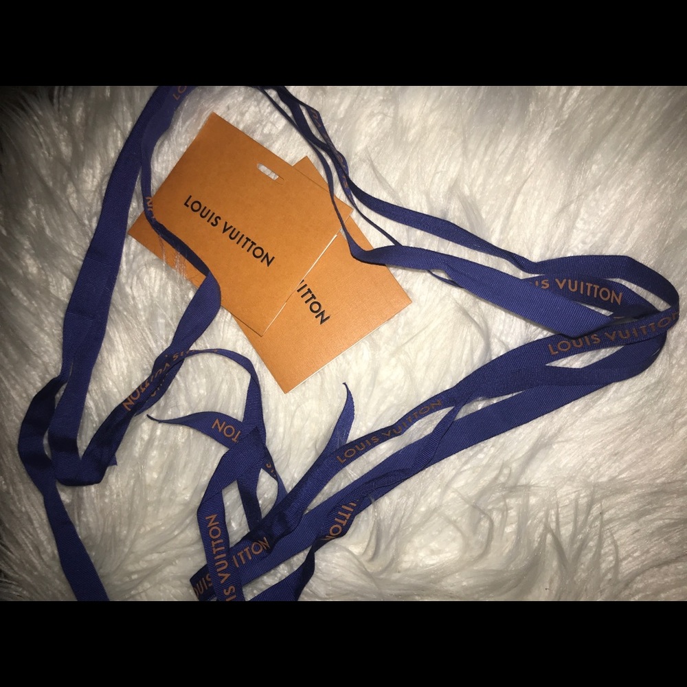 Louis Vuitton Blue Ribbon